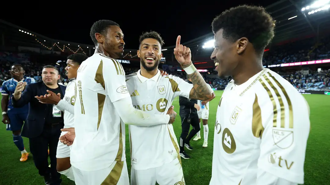 Mega Transfer di Ambang Ledakan! Dilrosun Jadi Kunci Parlay Maut, LAFC & América Siapkan Barter Raja Bouanga