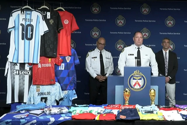 Jersey Sepak Bola Palsu £18 Juta Disita, Bahaya Kebakaran Mengintai